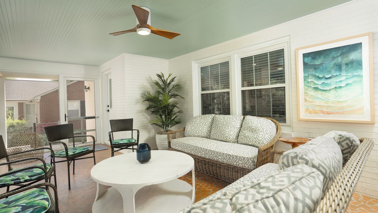 Photo of Livingroom in Green Valley