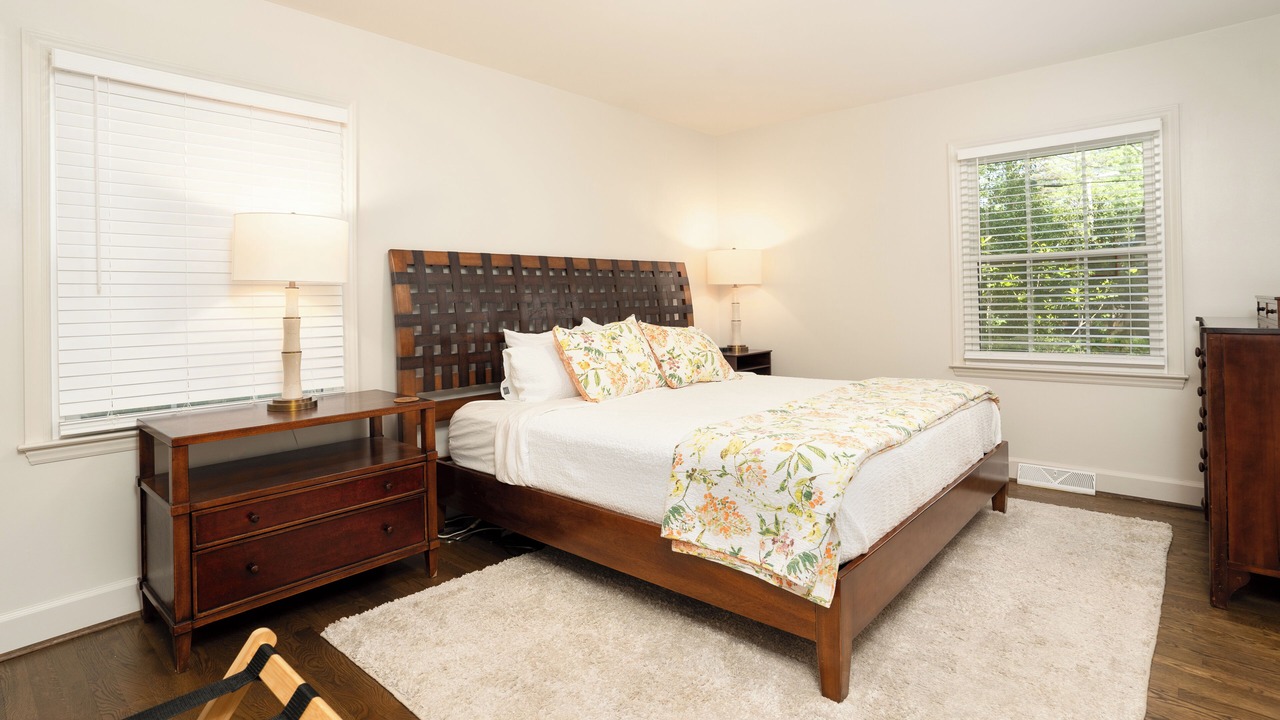 Photo of Bedroom in Green Valley