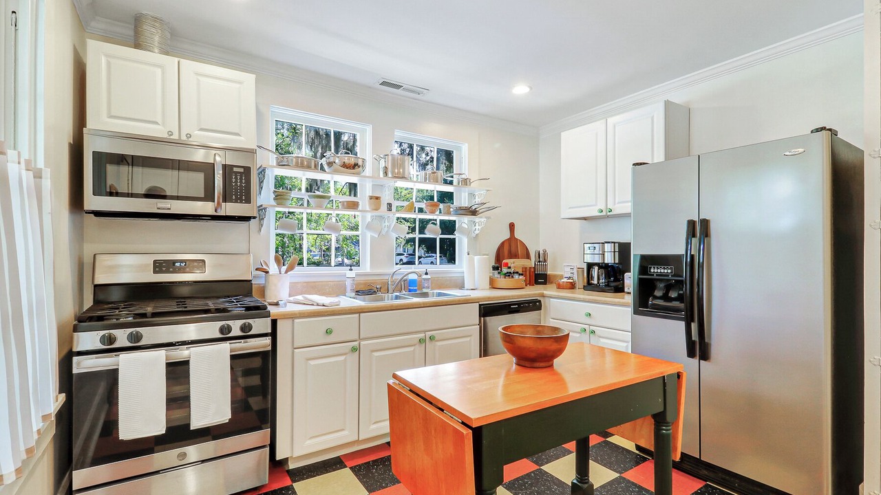Photo of Kitchen in Historic District