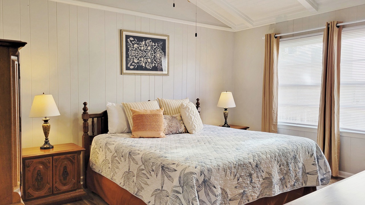 Photo of Bedroom in North Litchfield Beach