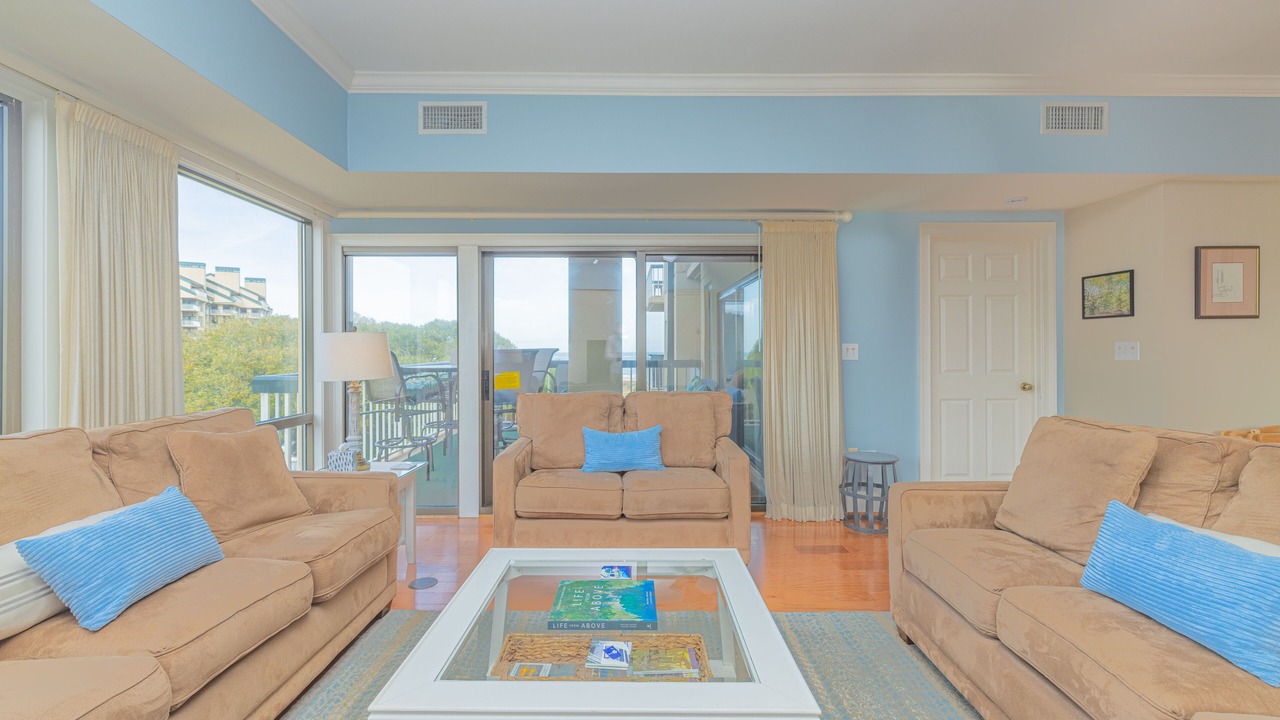 Photo of Livingroom in Isle of Palms