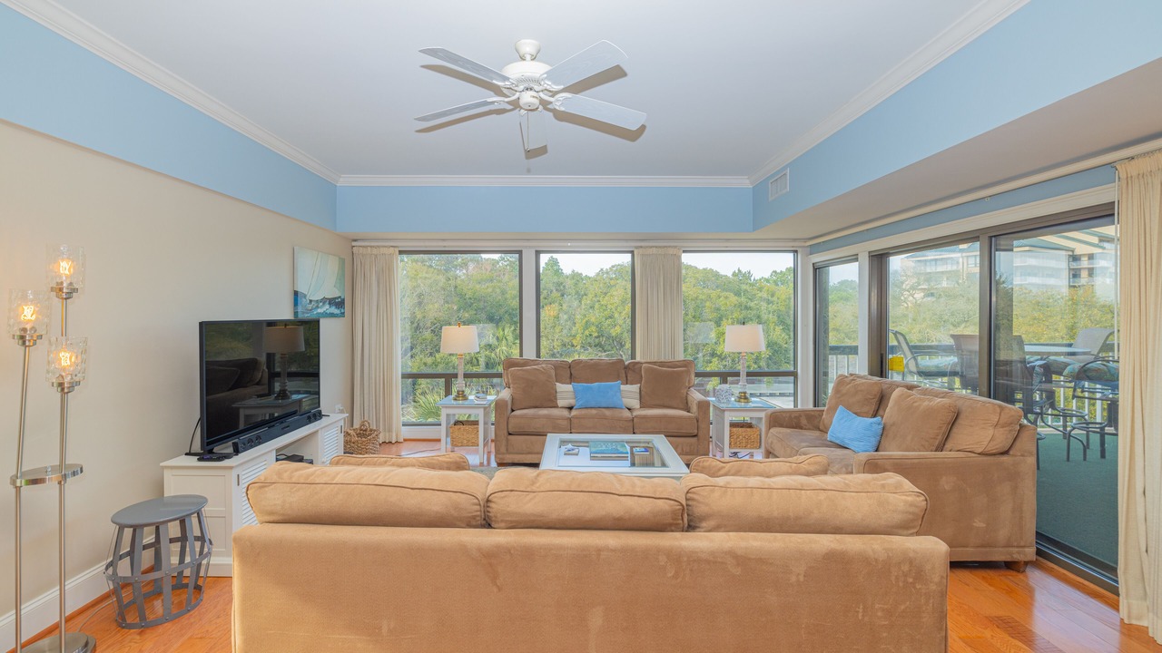 Photo of Livingroom in Isle of Palms