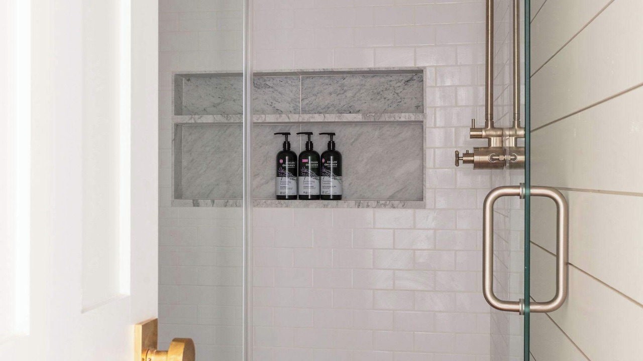 Photo of Bathroom in Cannonborough Elliotborough