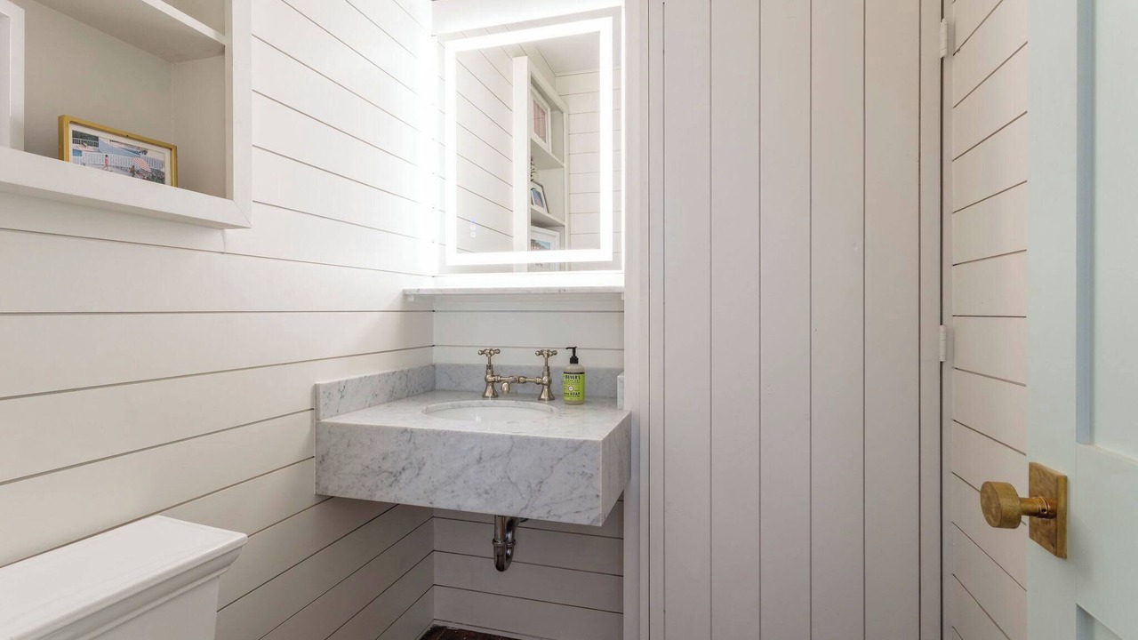 Photo of Bathroom in Cannonborough Elliotborough