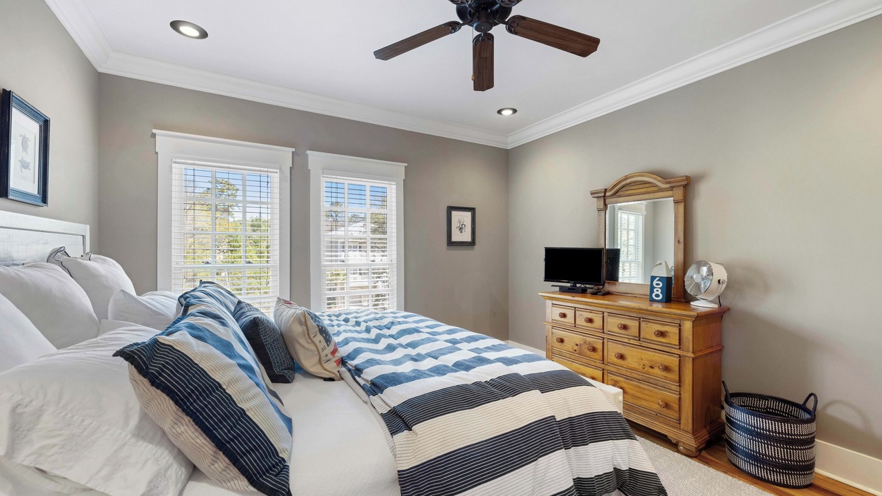 Photo of Bedroom in North Litchfield Beach
