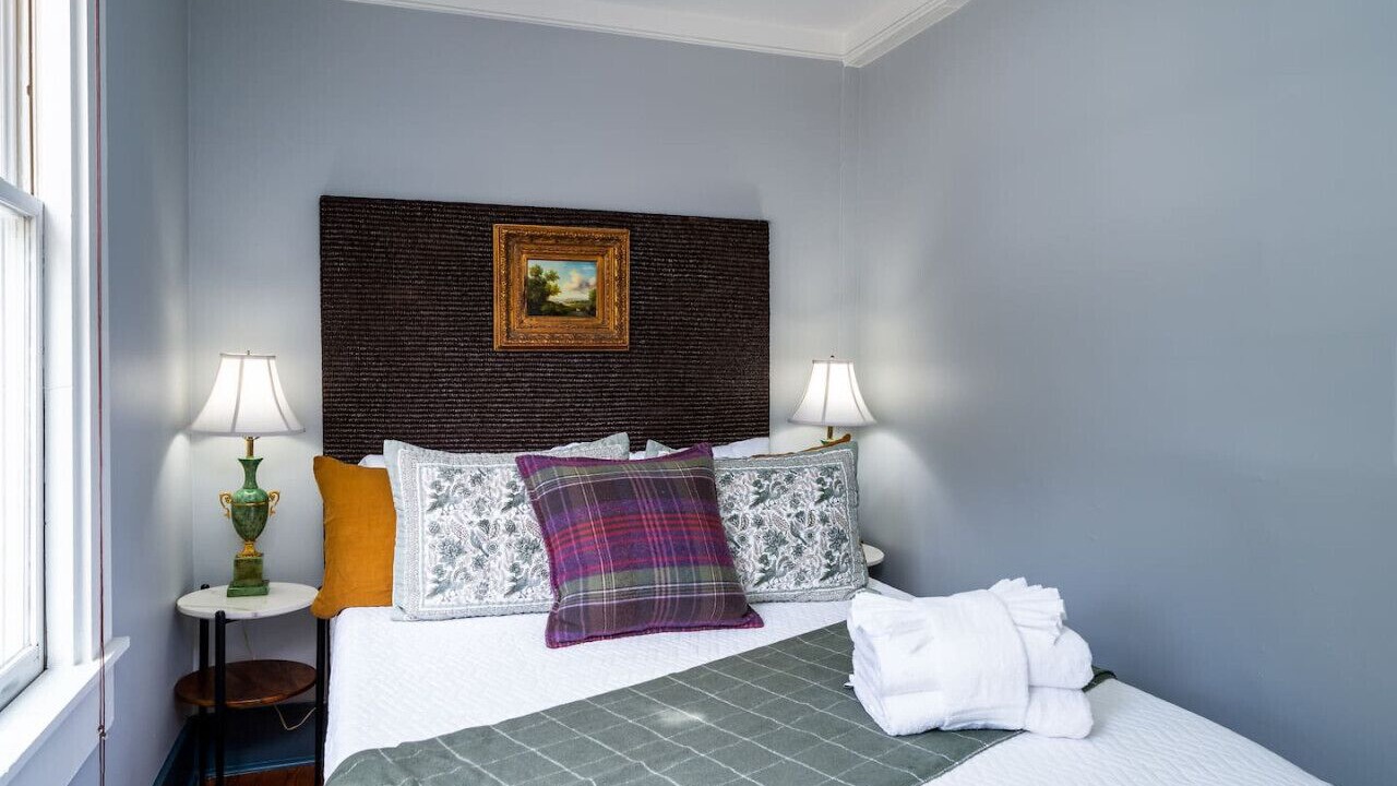 Photo of Bedroom in Downtown Charleston
