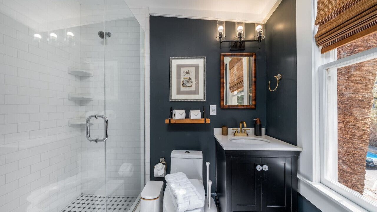 Photo of Bathroom in Downtown Charleston
