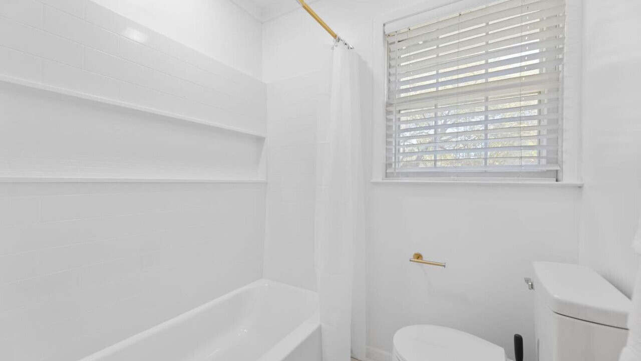 Photo of Bathroom in Hanahan