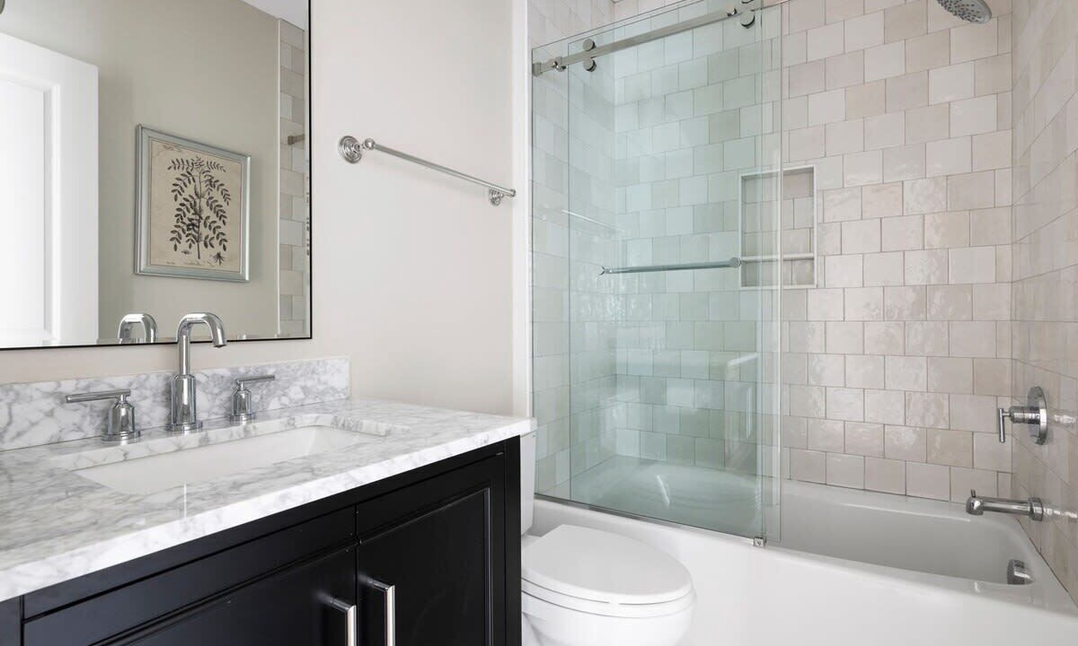 Photo of Bathroom in Cannonborough Elliotborough