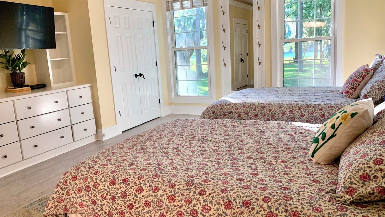 Photo of Bedroom in Melrose on the Beach