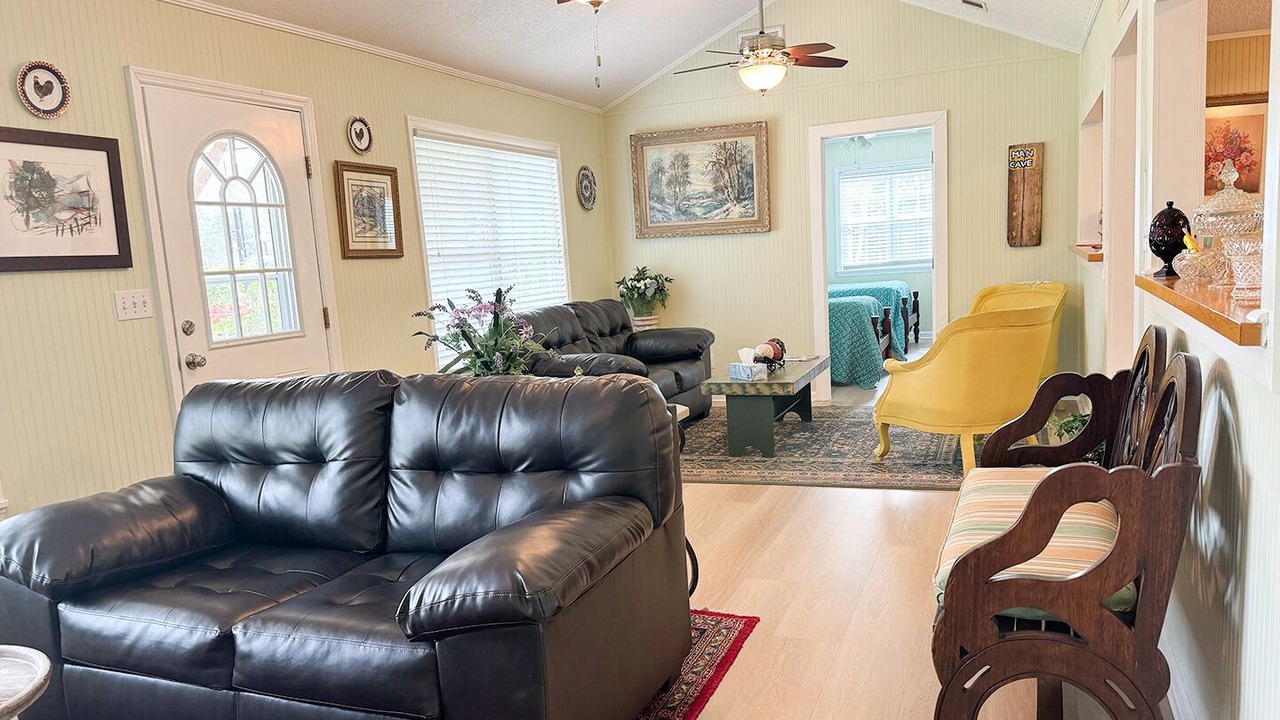 Photo of Livingroom in Metter