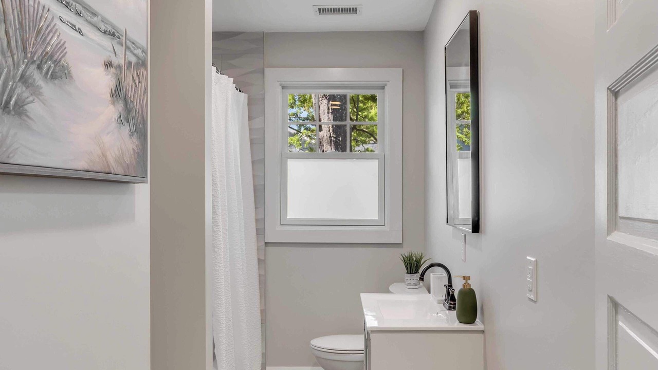 Photo of Bathroom in North Charleston