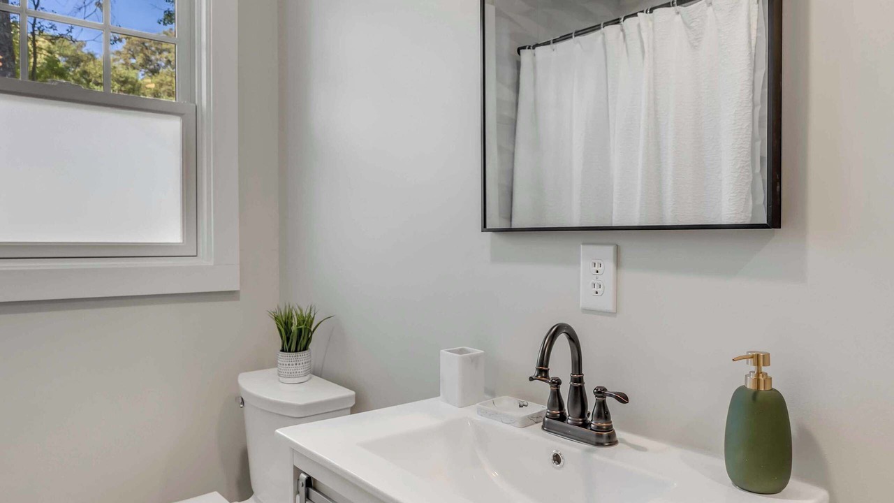 Photo of Bathroom in North Charleston
