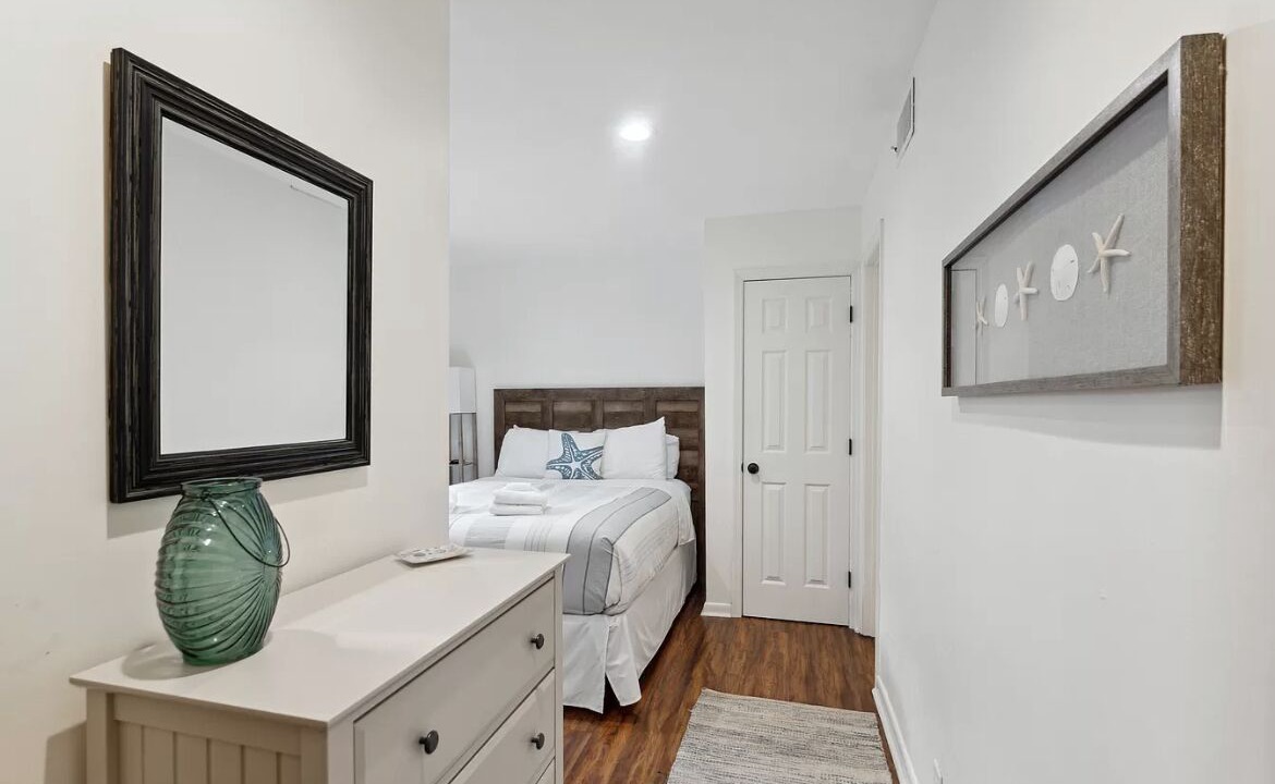 Photo of Bedroom in Tarpon Pond
