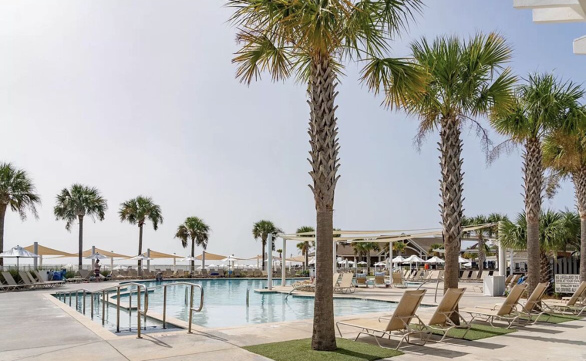 Photo of Outdoor in Tarpon Pond