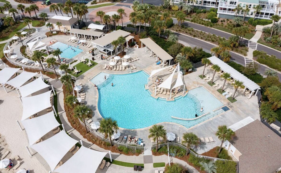 Photo of Outdoor in Tarpon Pond