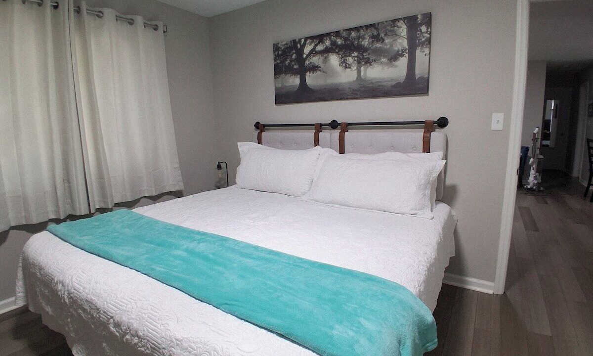 Photo of Bedroom in Statesville
