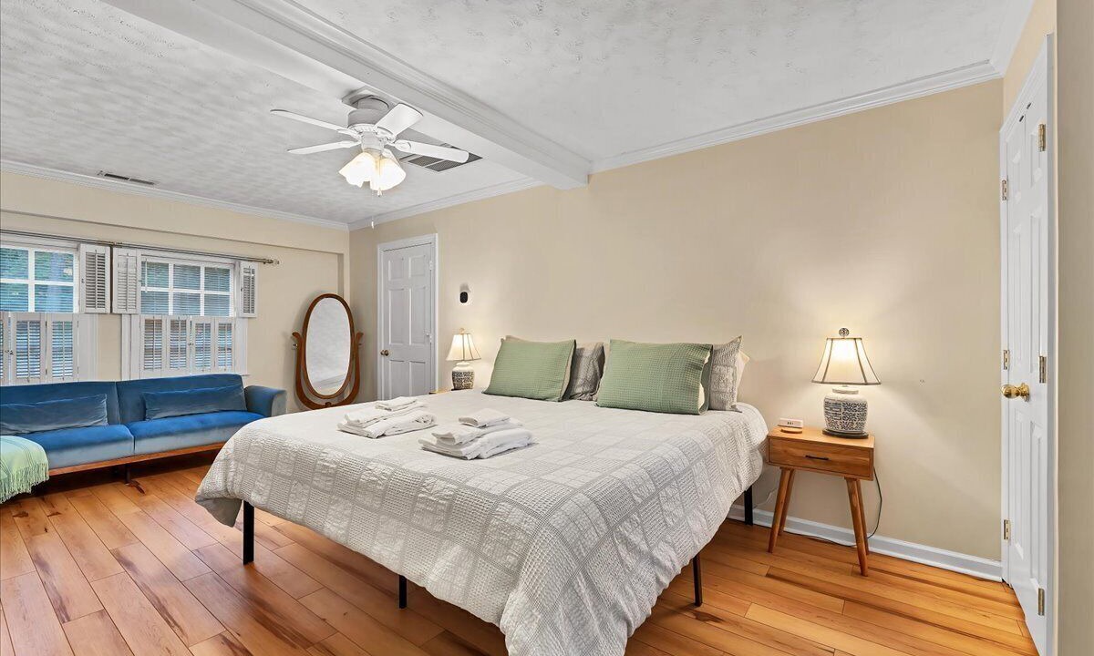 Photo of Bedroom in West Southern Pines