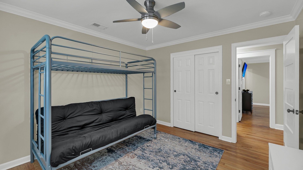 Photo of Livingroom in Charleston