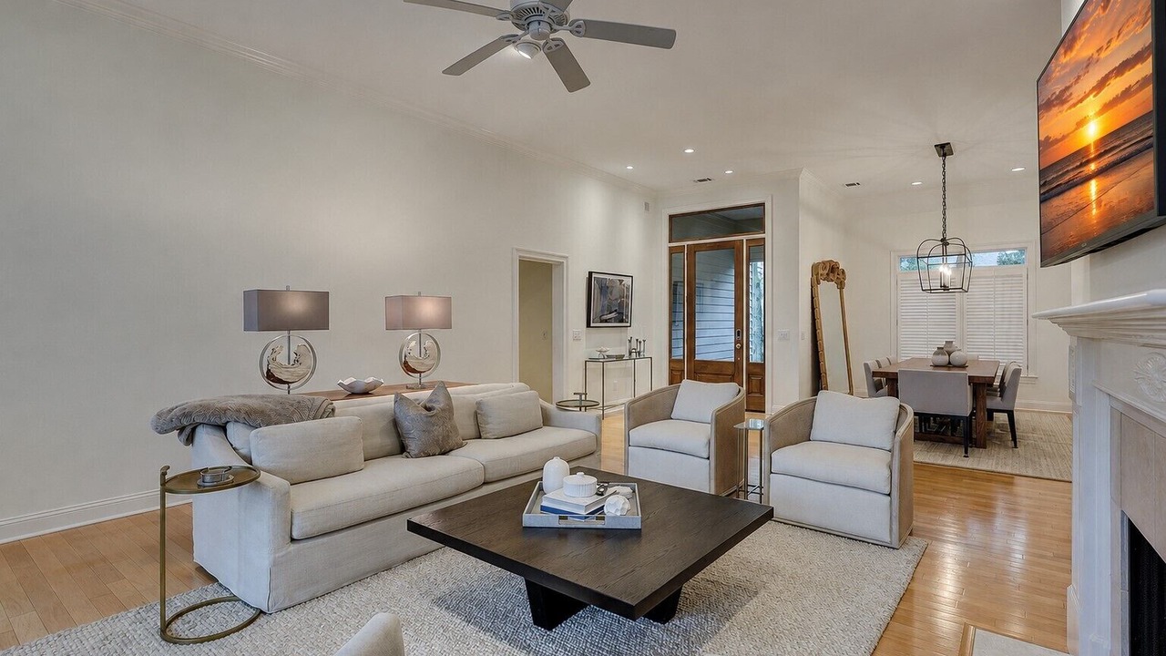 Photo of Livingroom in Heritage Woods