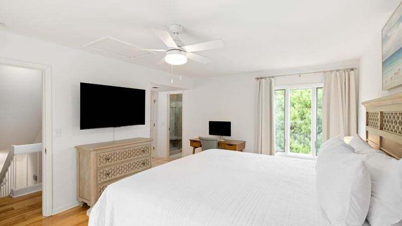 Photo of Bedroom in Spinnaker Beachhouses