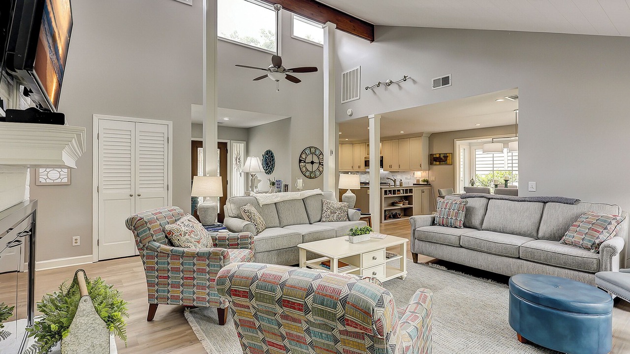 Photo of Livingroom in Heritage Woods