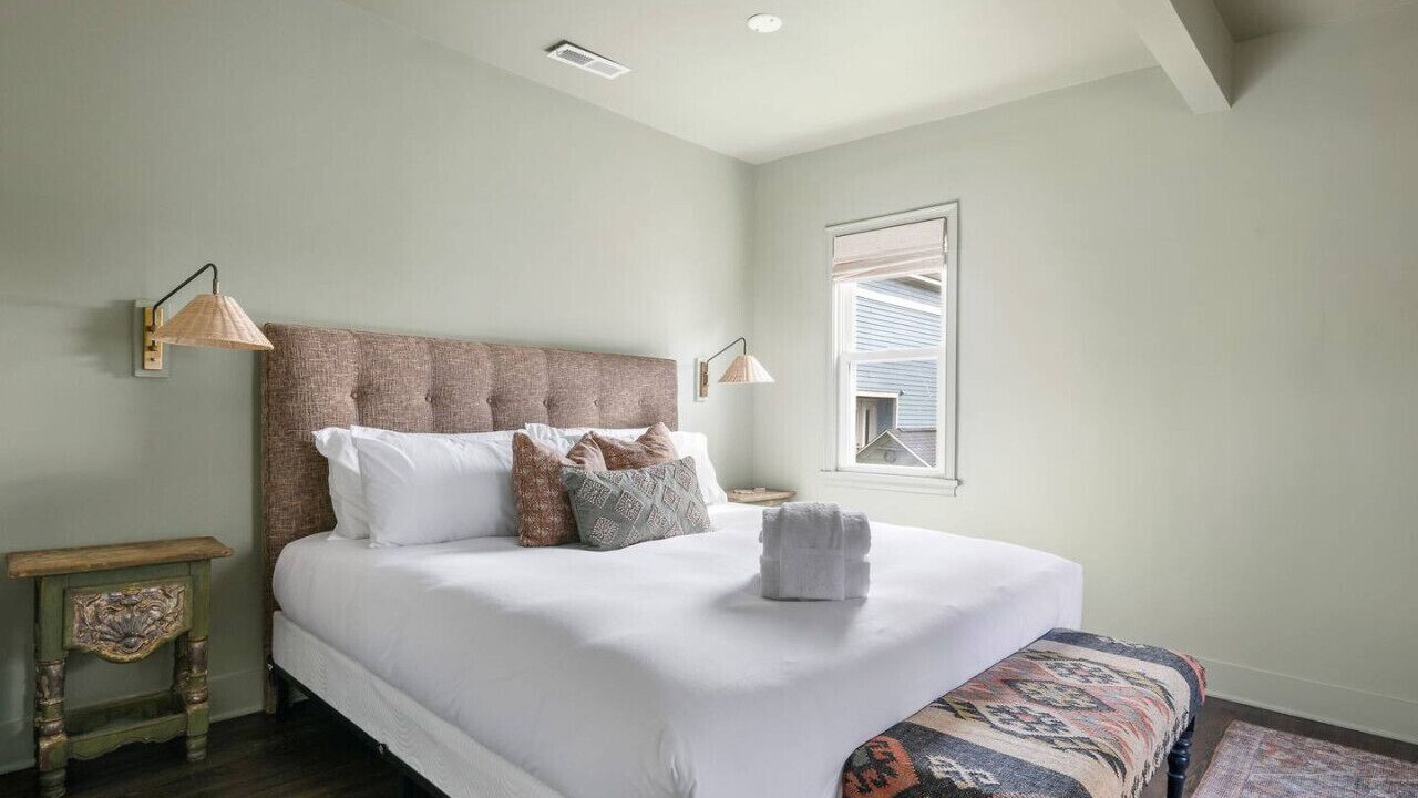 Photo of Bedroom in Westside