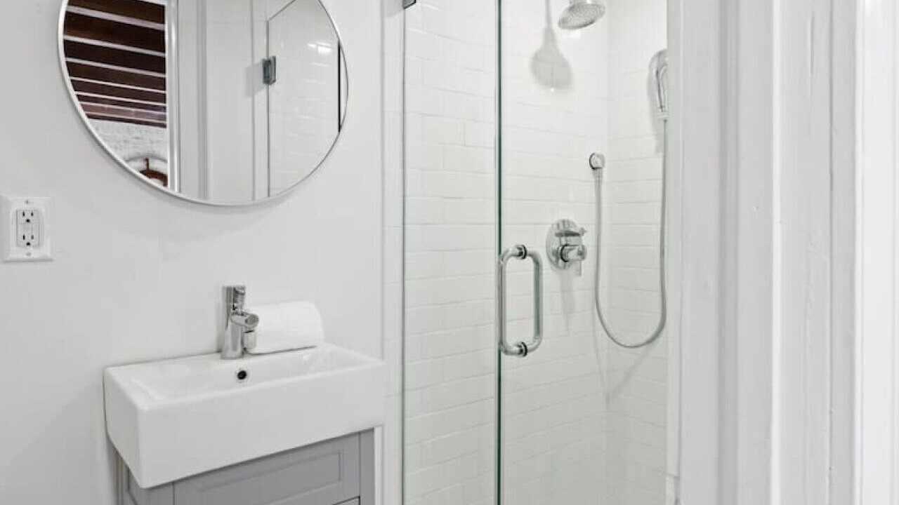 Photo of Bathroom in Cannonborough Elliotborough