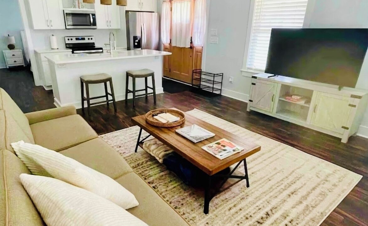 Photo of Livingroom in Mount Pleasant