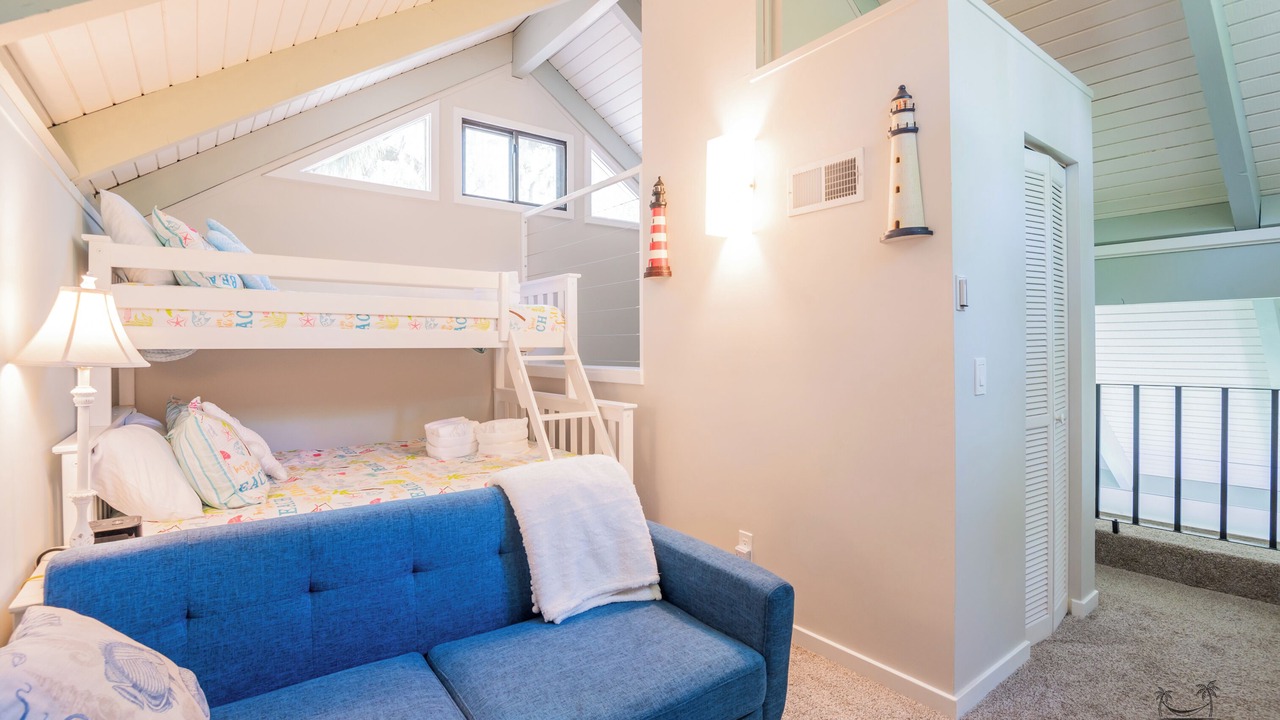 Photo of Bedroom in Night Heron