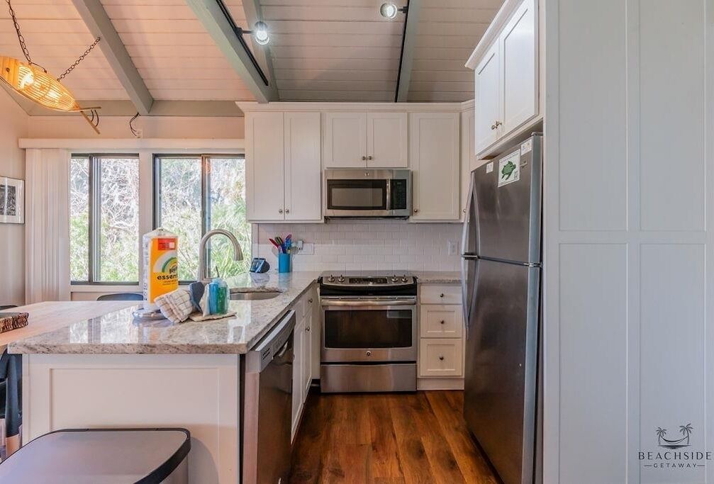 Photo of Kitchen in Night Heron