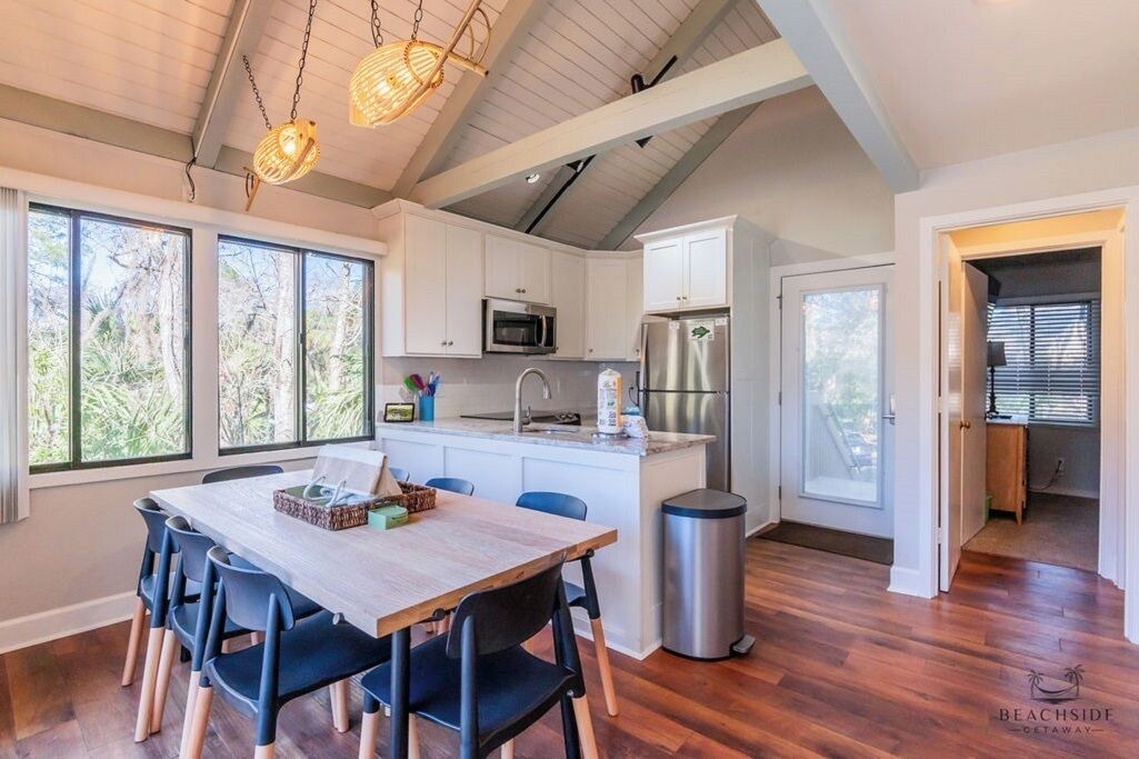 Photo of Kitchen in Night Heron