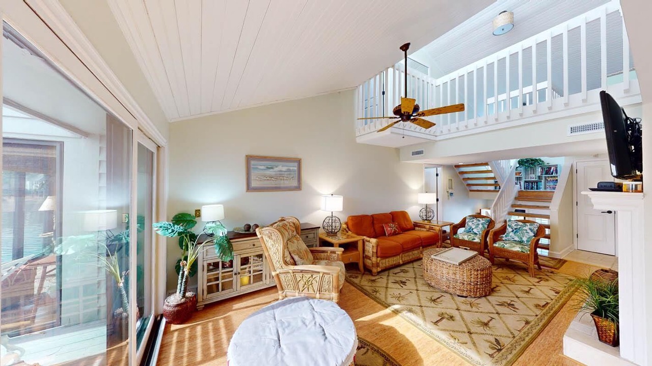 Photo of Livingroom in Litchfield by the Sea