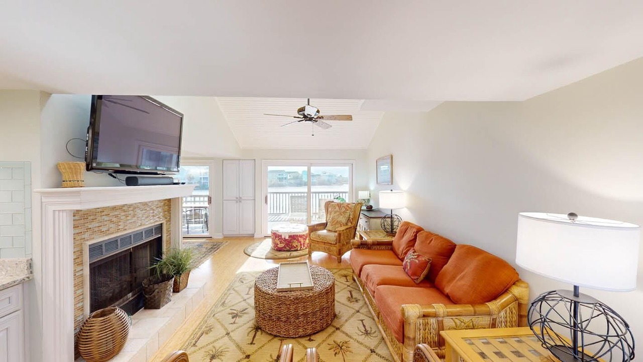 Photo of Livingroom in Litchfield by the Sea