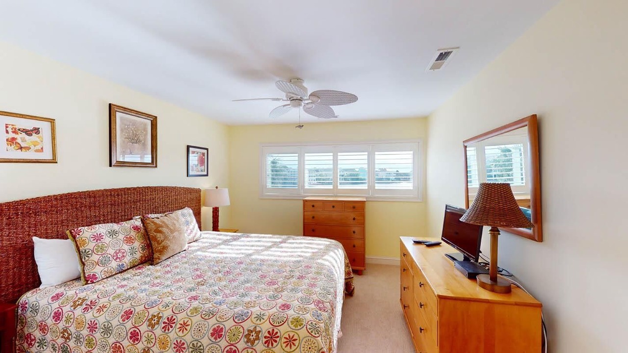 Photo of Bedroom in Litchfield by the Sea