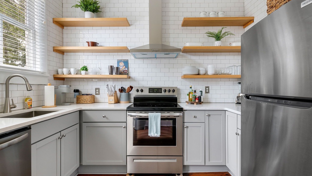 Photo of Kitchen in Cannonborough Elliotborough