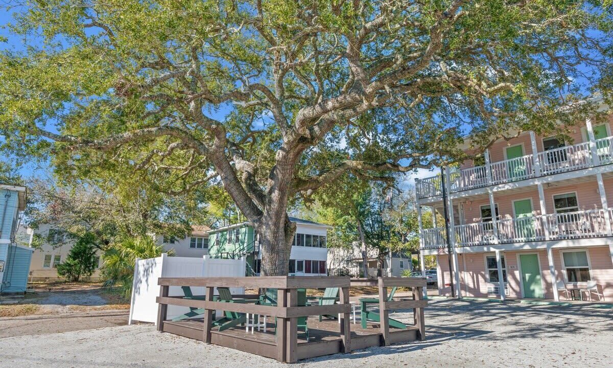 Photo of Patio Balcony in Windy Hill