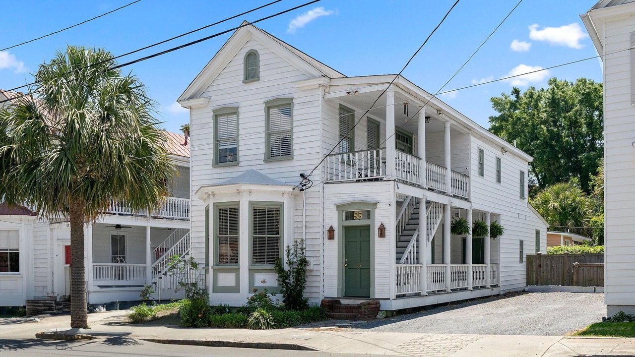 Photo of Others in Downtown Charleston