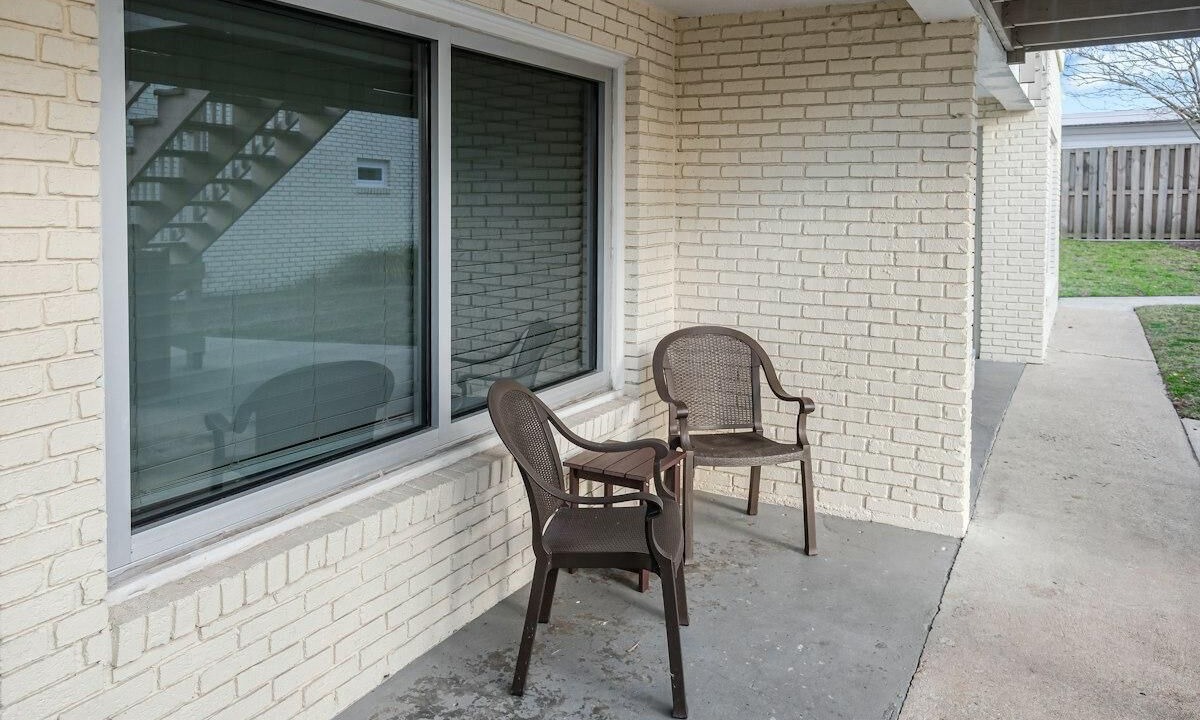 Photo of Patio Balcony in Litchfield by the Sea