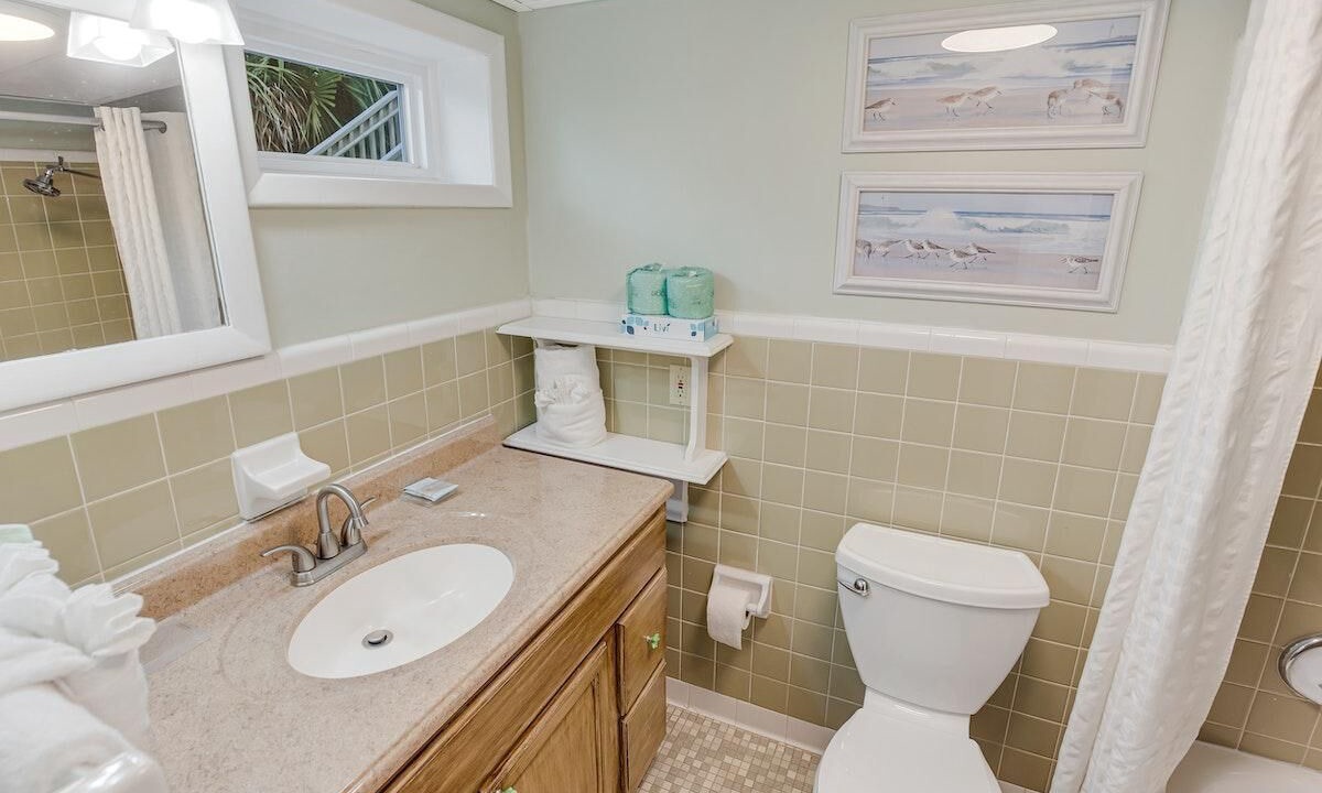 Photo of Bathroom in Litchfield by the Sea