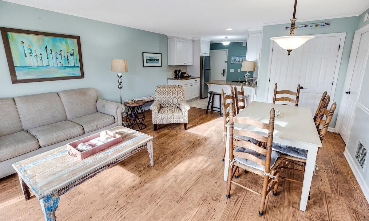 Photo of Livingroom in Litchfield by the Sea