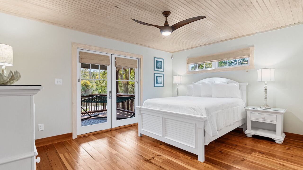 Photo of Bedroom in North Litchfield Beach