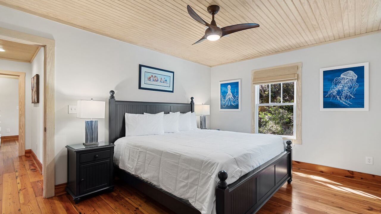 Photo of Bedroom in North Litchfield Beach