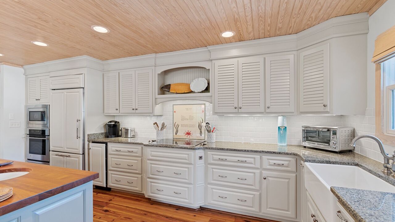 Photo of Kitchen in North Litchfield Beach