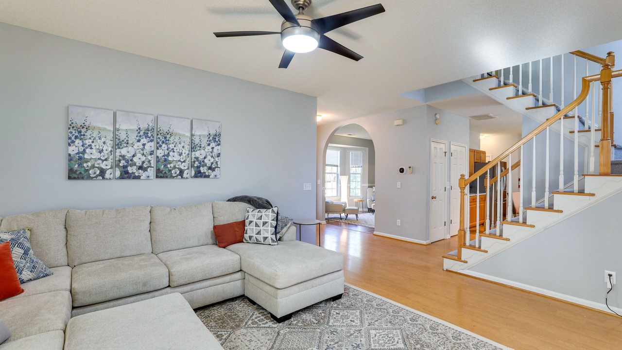 Photo of Livingroom in North Charleston