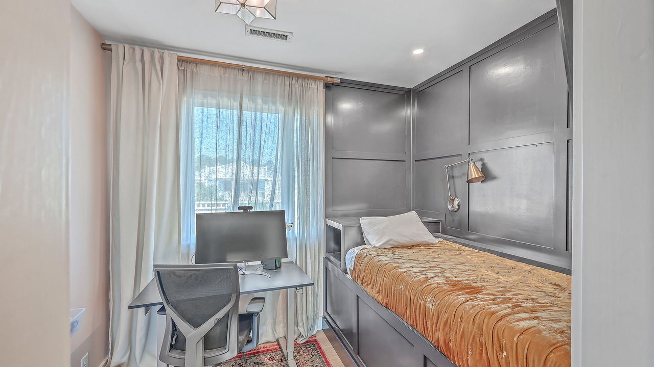Photo of Bedroom in Sullivan's Island