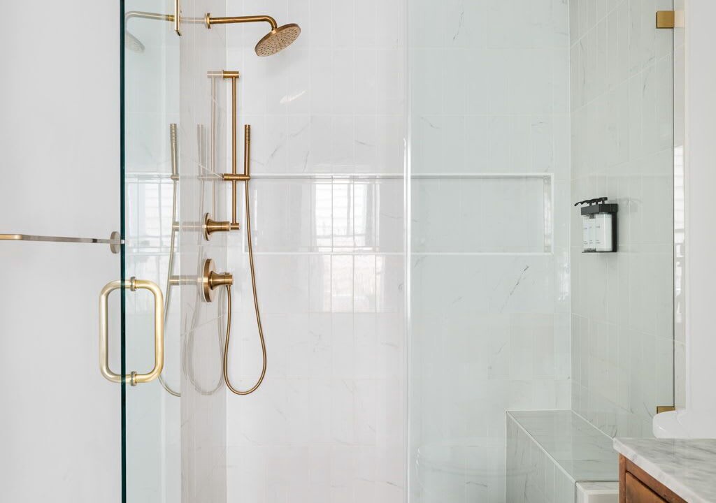 Photo of Bathroom in Cannonborough Elliotborough