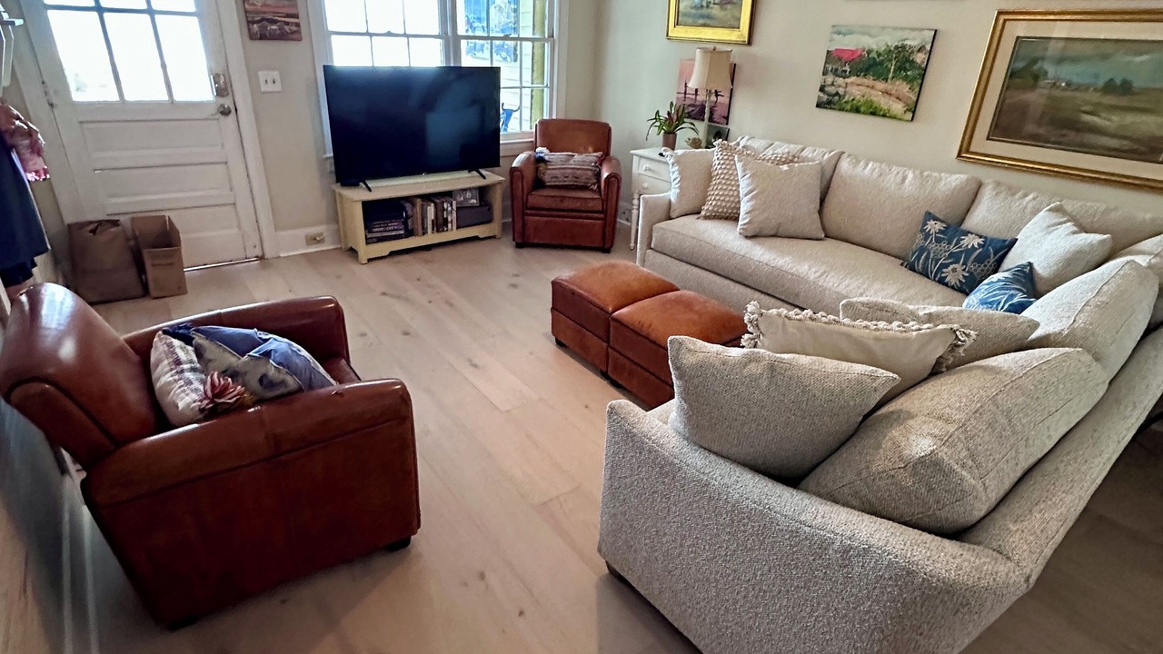 Photo of Livingroom in Sullivan's Island