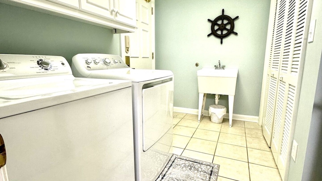 Photo of Bedroom in Arcadian Shores