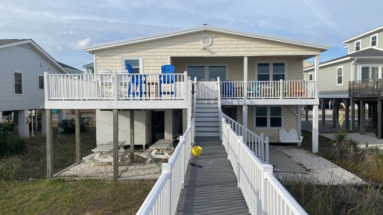 Photo of Patio Balcony in Ocean Isle Beach